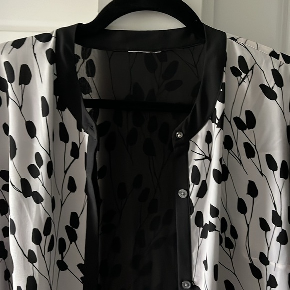 DKNY | Black/Ivory Print Shirt Dress | Size Medium - Picture 5 of 7